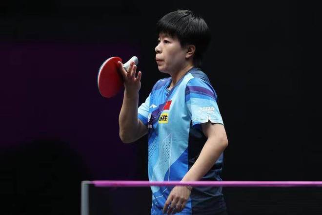 始终如一的 始终如一的