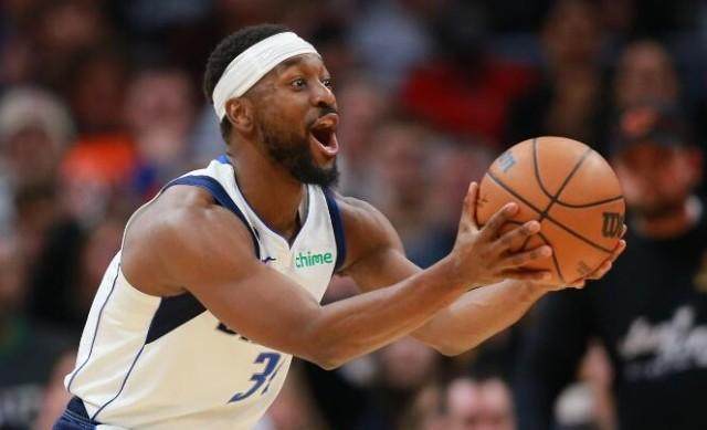 后卫位置上 后卫位置上