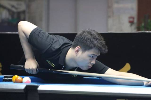 与普通大众 与普通大众